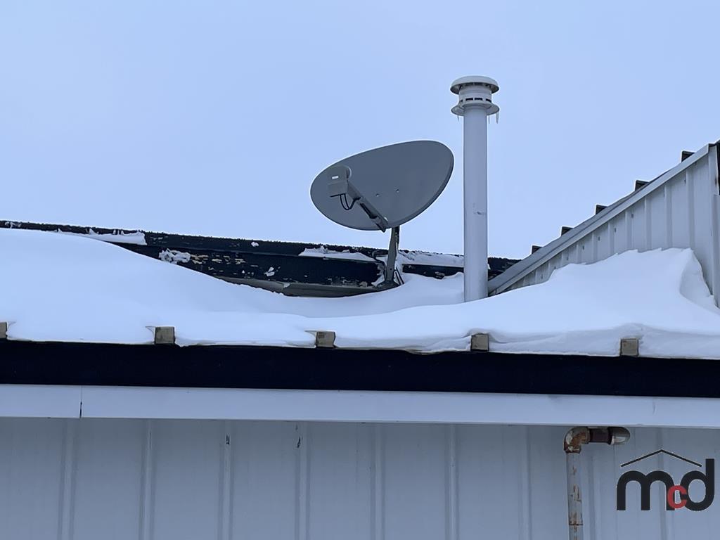 Flo's Bar & Grill with Property, Craik, Sk., Real Estate.